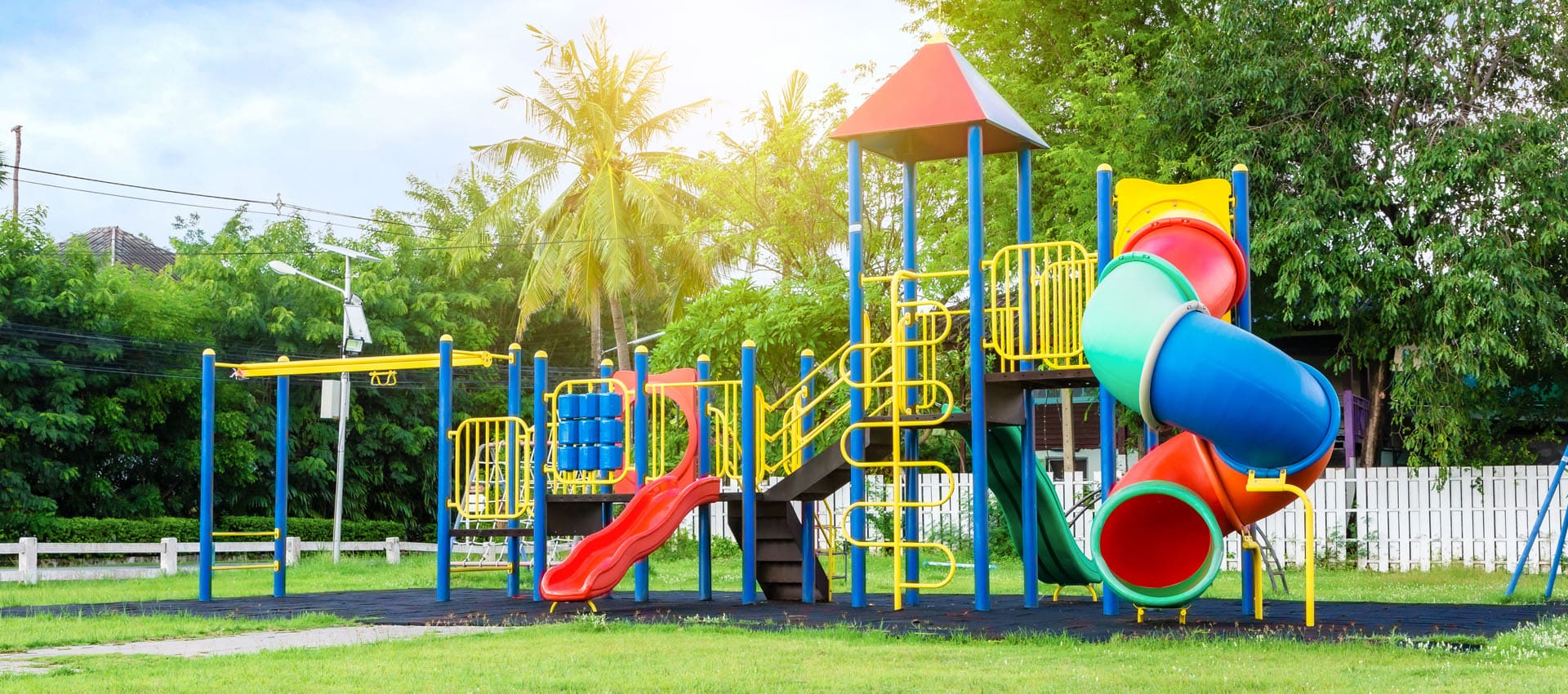 Deluxe Multi-Play Station